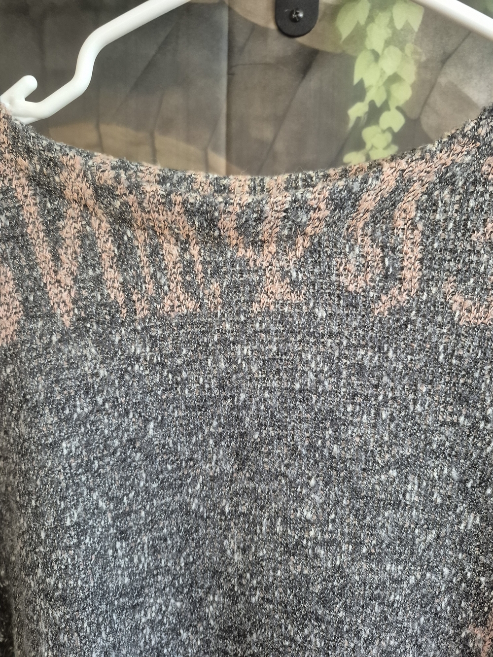 Vintage Mr.Jax Gray Sweater with  Architectural Motif Like New - Picture 4 of 6